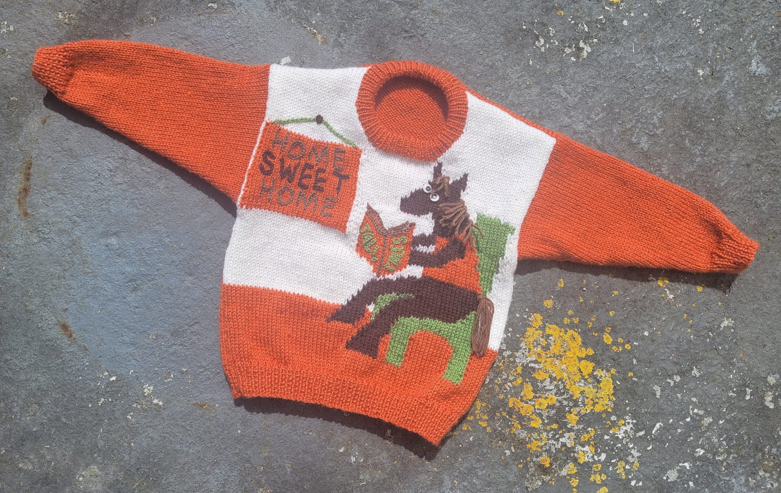 Child's Horsey Tales jumper knitting pattern - Image 4