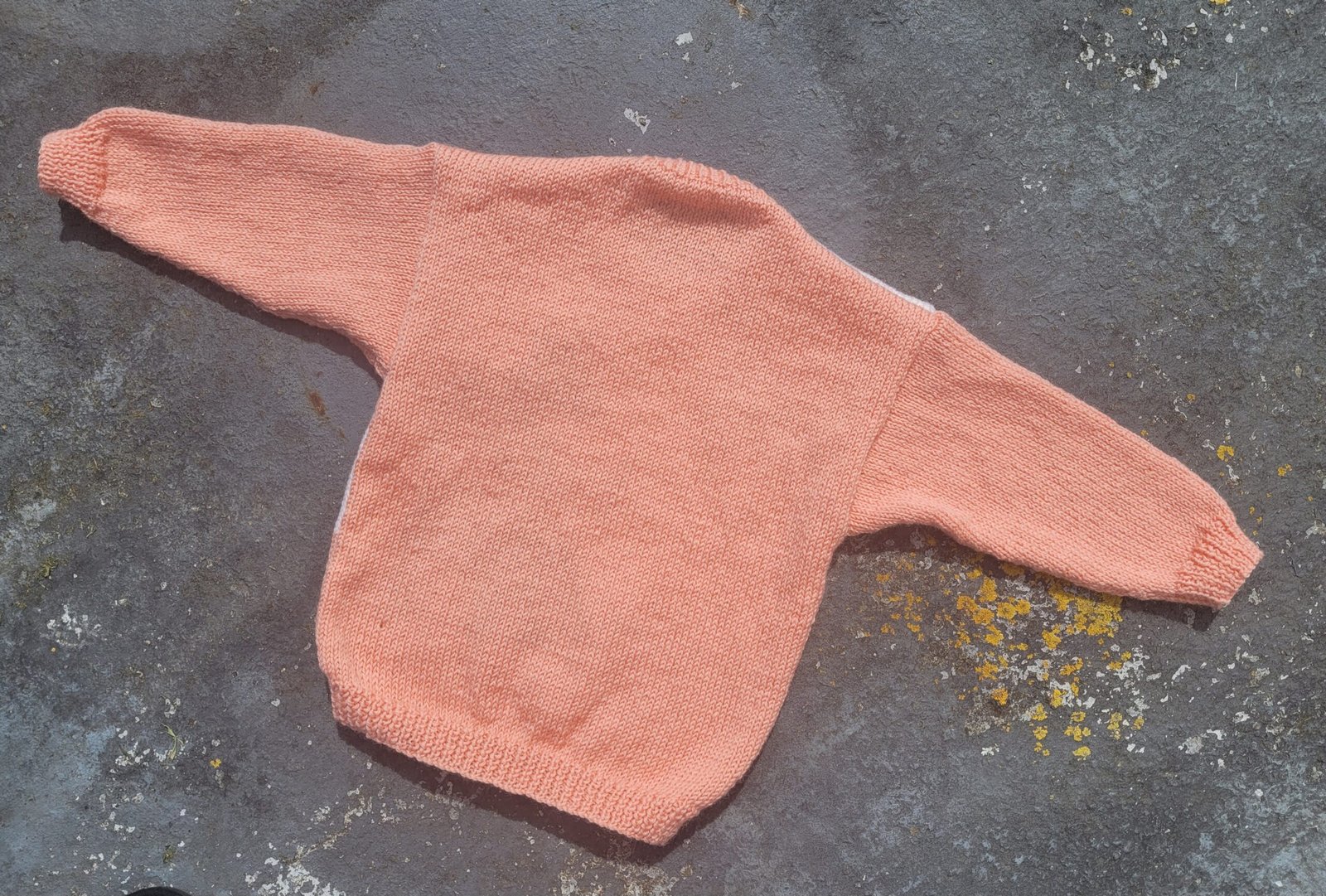 Child's Horsey Tales jumper knitting pattern - Image 7